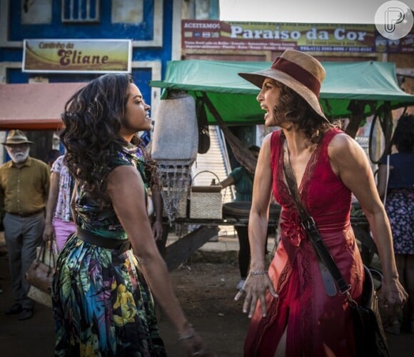 Tereza (Camila Pitanga) enfrenta Luzia (Lucy Alves), na novela 'Velho Chico'