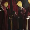 Os monges preparam uma cerimônia para apresentar Pérola (Mel Maia) como Rinpoche no mosteiro de Padma Ling, em 'Joia Rara'