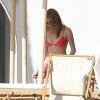 Jennifer Aniston gosta de pegar sol