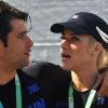 Bruno Gagliasso e Giovanna Ewbank conversam após corrida