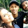 Fernanda Souza se diverte com Neymar nos bastidores de gravação nesta segunda (27)