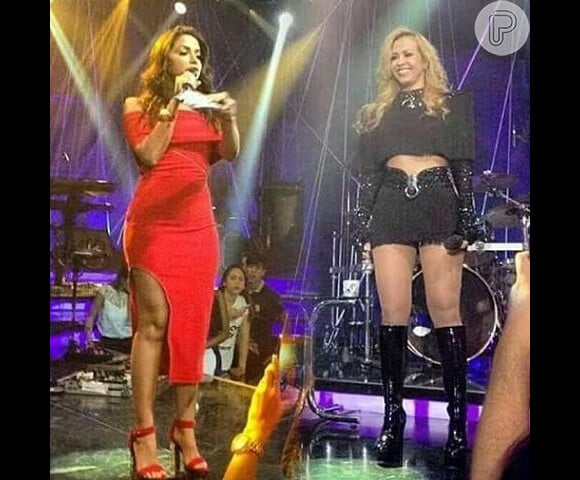 Anitta recebeu Joelma no palco do 'Música Boa Ao Vivo'
