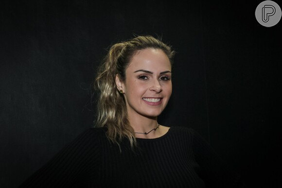 Ana Paula Renault está animada com a participação especial em 'Haja Coração': 'Nas alturas'