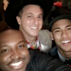 Neymar, Luciano Huck, Thiaguinho e Rafael Zulu se divertiram na festa junina