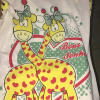 Ex-BBB Munik ganhou também um pijama de girafas: 'Quase não gosto, né?'