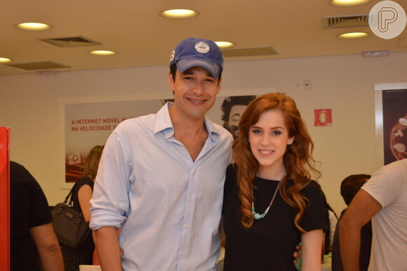 Sophia Abrahão e Sergio Marone se encontraram no Shopping Recife, na noite de quinta-feira, 21 de novembro de 2013