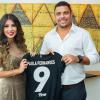 Paula Fernandes é a mais nova contratada da '9ine', agência de marketing de Ronaldo Fenômeno e Marcos Buaiz, marido de Wanessa, em 3 de dezembro de 2013 