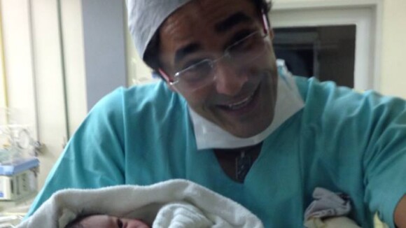 Luciano Szafir já é papai! Nasce David, irmão de Sasha, no Rio de Janeiro