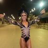 Hoje, Sabrina faz sucesso no Carnaval do Rio e de São Paulo com a silhueta definida