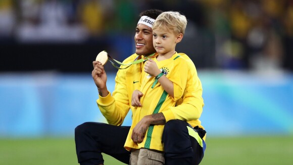 Davi Lucca, filho de Neymar, lança promoção no site do jogador: 'Partiu papai'
