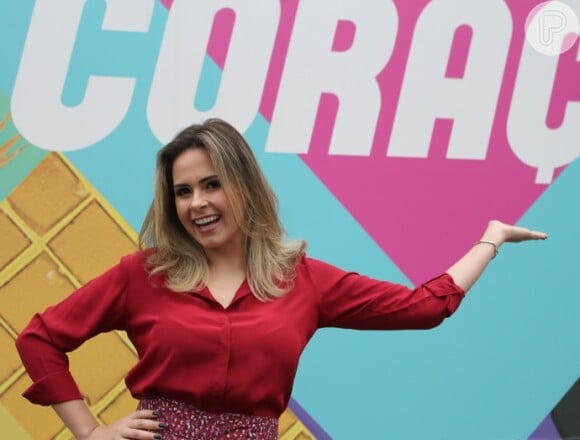 Ex-BBB Ana Paula Renault fez sucesso e voltou a participar da novela 'Haja Coração'