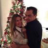 Amigos de Adriane Galisteu exibem a árvore de Natal na residência da loira, em 13 de dezembro de 2013