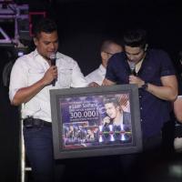 Luan Santana comemora 300 mil cópias de CD e DVD vendidas: 'Tudo o que sonhei'