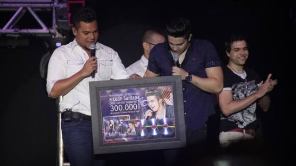 Luan Santana comemora 300 mil cópias de CD e DVD vendidas: 'Tudo o que sonhei'