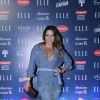 Renata Dominguez exibiu um modelito total jeans composta por Blusa Levis, Strappy Laura Novaes, Saia Dimy e sandálias Cecconello, no desfile do 'Elle Fashion Preview', no AquaRio, na noite desta terça-feira, 11 de outubro de 2016
