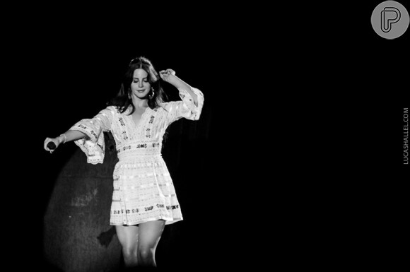 A cantora Lana Del Rey esteve no Brasil em novembro pela primeira vez e realizou três shows no país, em São Paulo, Belo Horizonte e no Rio de Janeiro