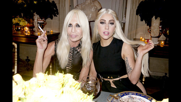 Lady Gaga: figurino da turnê 'Born this way ball' será criado pela Versace