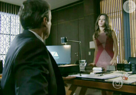 Fernanda (Day Mesquita) diz a Thomaz (Alexandre Borges) que ouviu uma dicussão dele com LC (Antonio Calloni), em 'Além do Horizonte', em 25 de dezembro de 2013