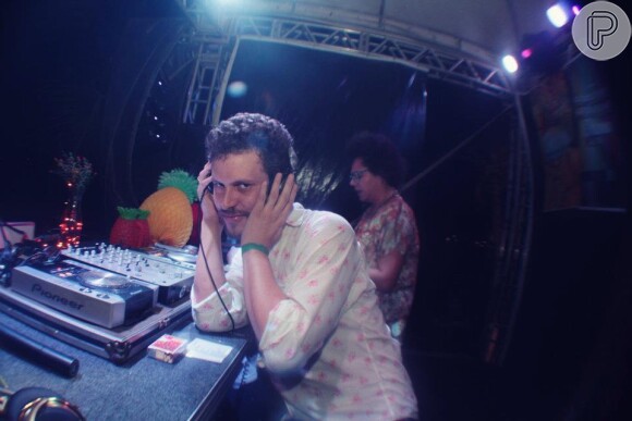 Aslan Cabral é bastante conhecido na noite de Recife e anima algumas festas como DJ