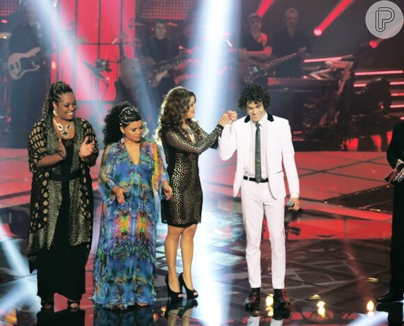 Nas quartas-de-final do 'The Voice Brasil', Sam Alves foi o escolhido do público