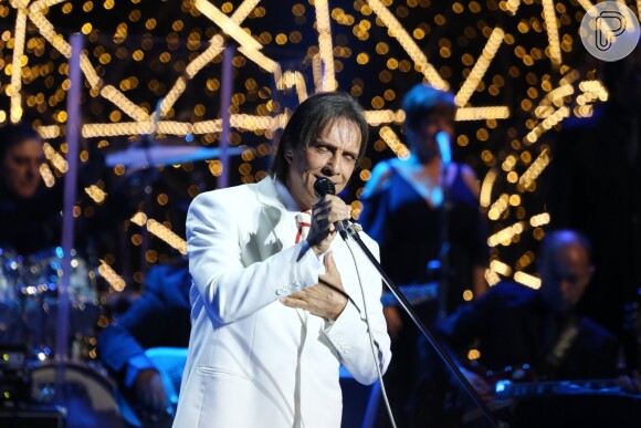 Roberto Carlos cantou para um público de 1200 convidados