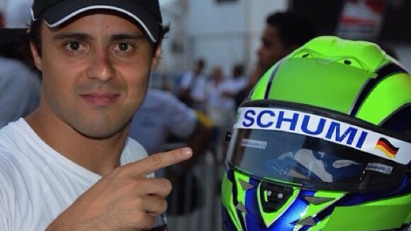 Felipe Massa manda mensagem para Michael Schumacher: 'Rezo por você todo dia'