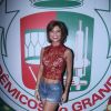 Julianne Trevisol mostrou muito samba no pé em ensaio na quadra da Grande Rio para o carnaval, na madrugada deste domingo, 22 de janeiro de 2017