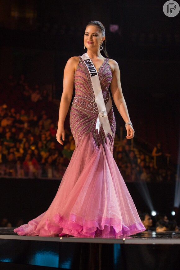 'O concurso serve para mostrar os vários tipos de beleza', disse uma internauta após Cássio Reis criticar corpo curvilíneo de Miss Universo