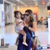 Grazi Massafera  a filha Sofia, de 1 ano e 9 meses, embarcam nesta segunda-feira, no aeroporto Santos Dumont, no Rio de Janeiro