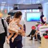 Grazi Massafera embarca nesta segunda-feira, 3 de fevereiro de 2014, com a filha Sofia, de 1 ano e 9 meses, no aeroporto Santos Dumont, no Rio de Janeiro