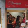 Grazi Massafera faz compras na Barra da Tijuca, no Rio de Janeiro, nesta quinta-feira, 13 de fevereiro de 2014