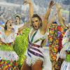 Durante o desfile da Grande Rio, Ivete Sangalo faz performance com mudança de roupas em instantes