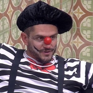 Marcos, do 'BBB17', confessou: 'Tenho perdido a paciência e a minha admiração pela Emilly'