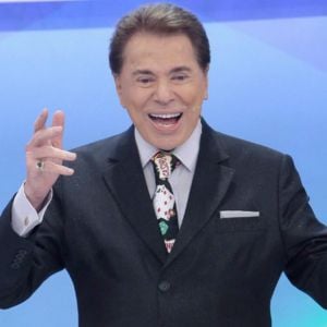 Silvio Santos retirou um tumor na testa no final de 2016, diz o colunista Daniel Castro nesta segunda-feira, 6 de março de 2017