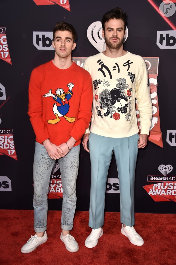 A dupla de DJs Andrew Taggart e Alex Pall, do 'The Chainsmokers' no tapete vermelho do iHeartRadio Music Awards, que aconteceu na Califórnia, Estados Unidos, na noite deste domingo, 5 de março de 20