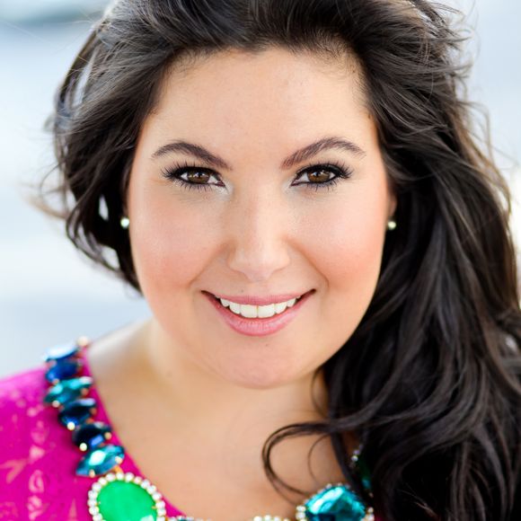 Mariana Xavier se diz feliz com o seu corpo