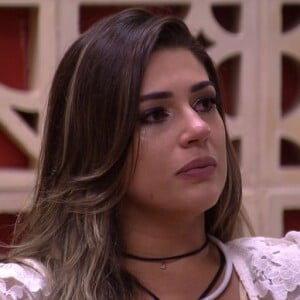 'Não dá pra é pra gente tentar se pressionar e votar em alguém que não é nossa primeira opção. E eu não vou me acadelar', diz Vivian sobre voltar a indicar Emilly ao Paredão