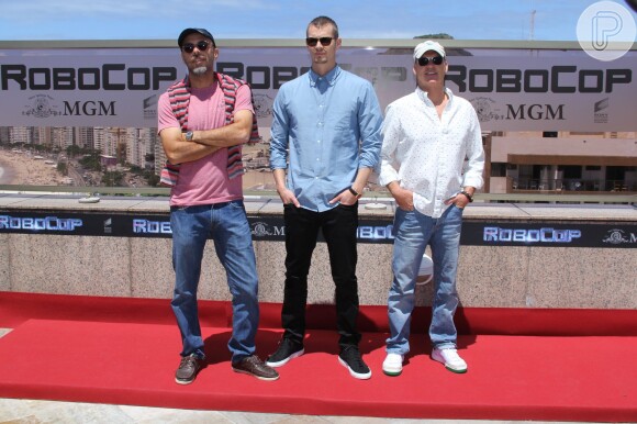 O evento de 'Robocop' no Rio contou com a presença dos atores Joel Kinnaman e Michael Keaton