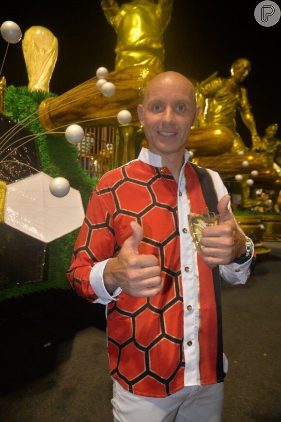 Imperatriz Leopoldinense é a quarta a desfilar no segundo dia de desfiles do grupo especial na Marquês de Sapucaí, no Rio de Janeiro, em 4 de março de 2014