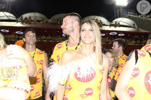Fernanda Lima curtiu o Carnaval do Rio com o  marido, Rodrigo Hilbert