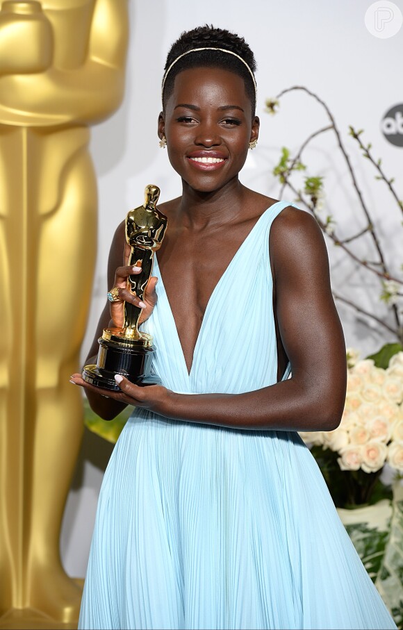 Lupita Nyong'o venceu o Oscar de Mlehor Atriz Coadjuvante