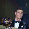 Cristiano Ronaldo é o jogador mais rico do mundo, com cerca de R$ 480 milhões
