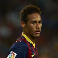 Neymar está na lista dos dez jogadores mais ricos do mundo, com R$ 260 milhões