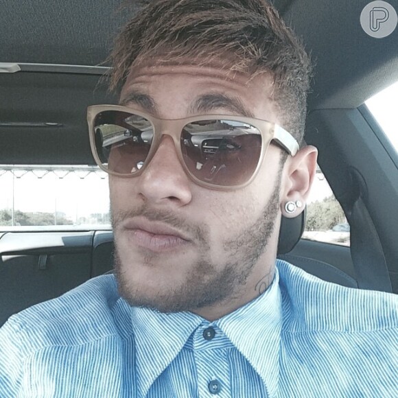 Neymar tenta uma reaproximação com Bruna Marquezine e volta a segui-la no Instagram