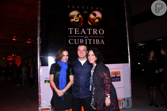 Regina Duarte prestigia Festival de Teatro de Curitiba ao lado da filha, Gabriela Duarte