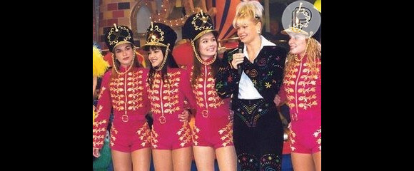 Em 1996, a apresentadora também comandava o 'Xuxa Hits'