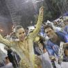 Sabrina Sato samba sob forte chuva que caiu no Rio