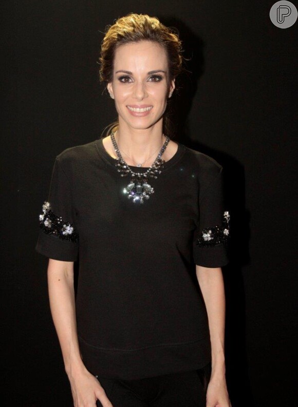 Ana Furtado foi ao primeiro dia da semana de moda SPFW (31 de março de 2014)