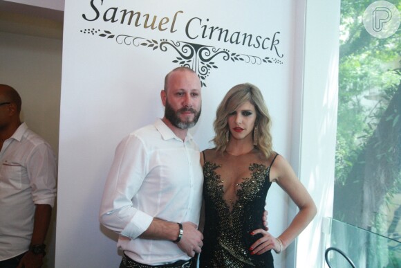 Parceiros de longa data, Samuel Cirnansck é o responsável por vários looks usados por Fernanda Lima