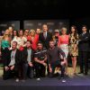 Roberto Justus com os 15 candidatos ao prêmio de R$ 1 milhão que será dado na final do reality show